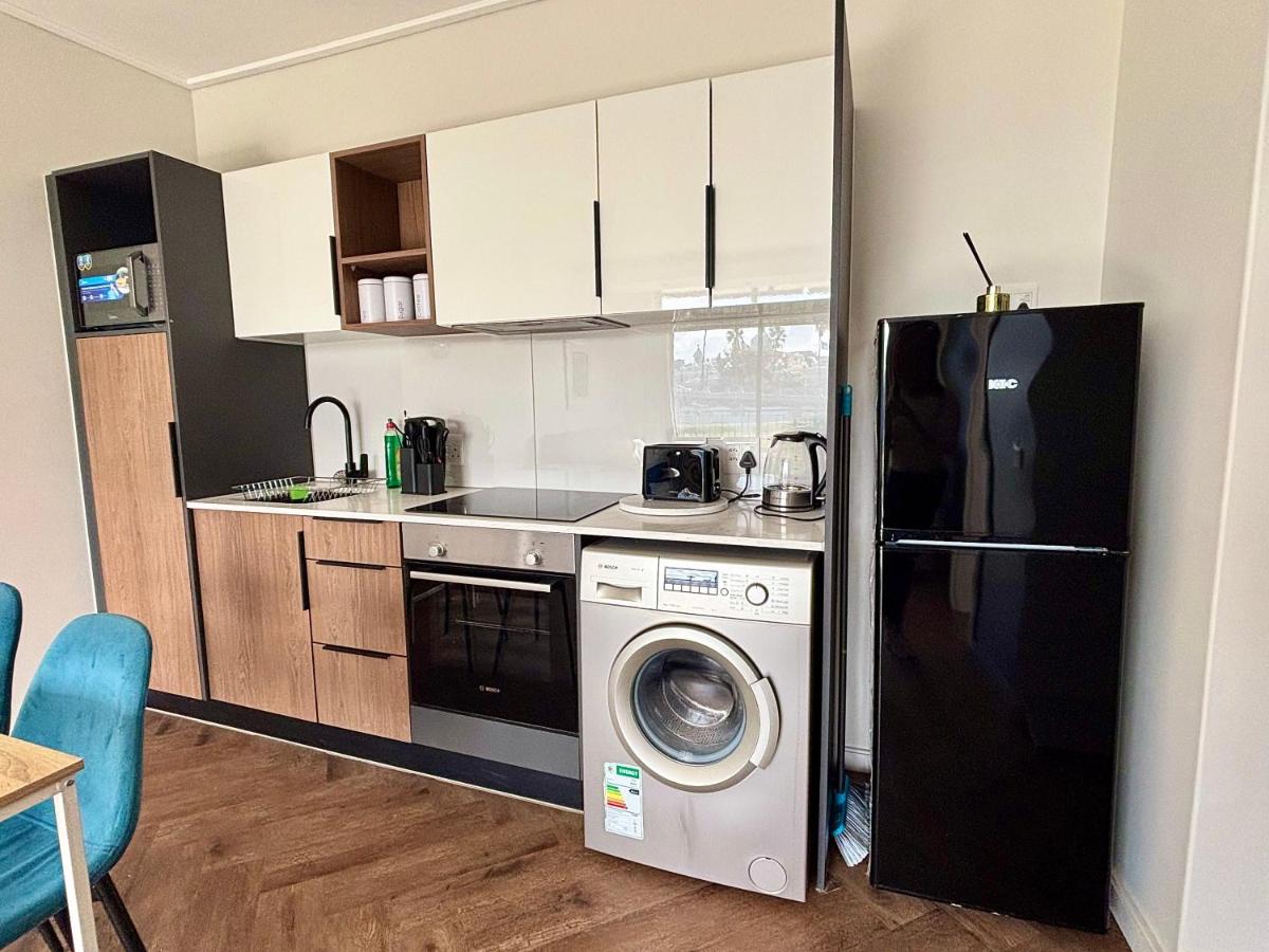 Modern chic at On park Century City near Canal Walk - 3