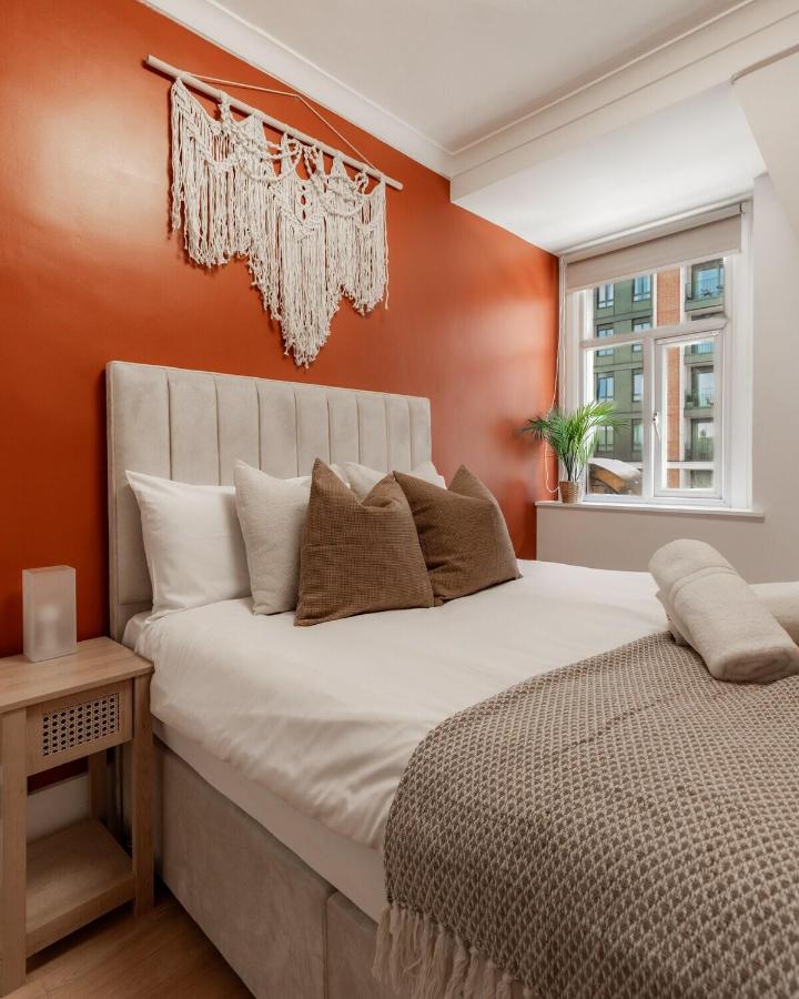 Hyde Park Designer Serviced Apartments with A/C - 4