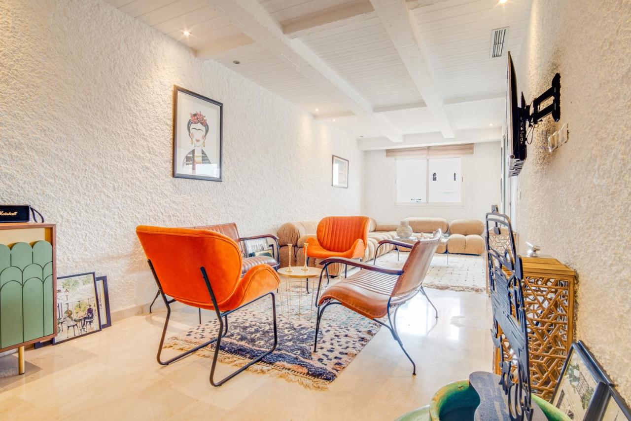 Stylish 2BR With Balcony & Designer Touches in Gueliz - 3