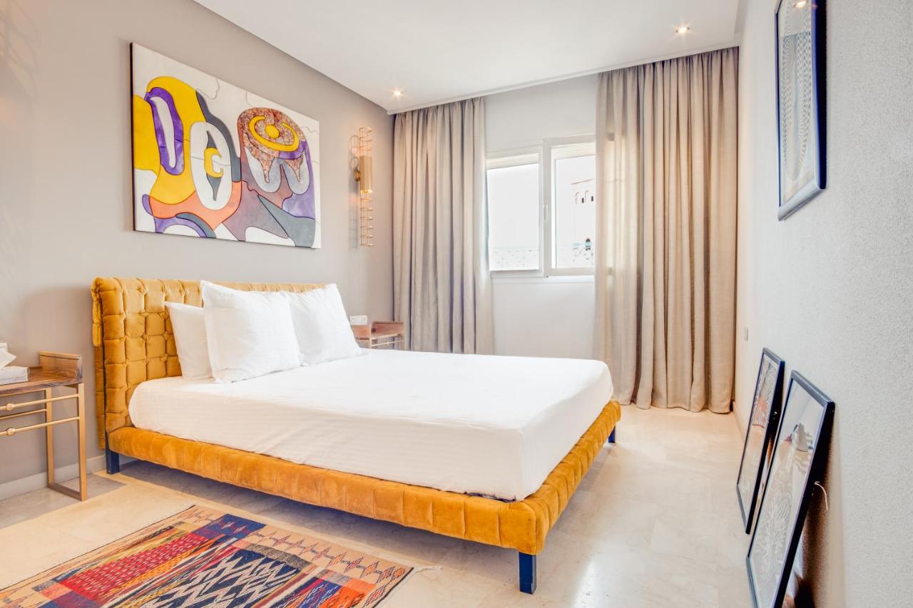 Stylish 2BR With Balcony & Designer Touches in Gueliz