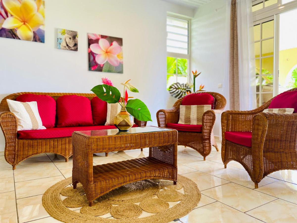 Séjour dépaysant à Villa Ahui Tautira - Vue imprenable sur le lagon