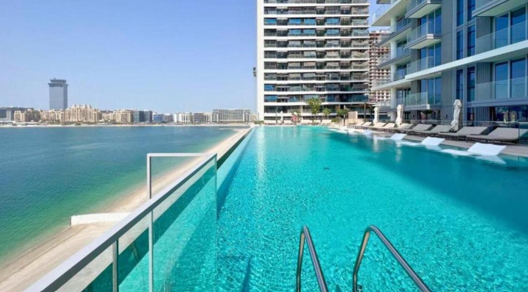 Modern 1BR Oasis in Beach Isle with Beach Access - 4