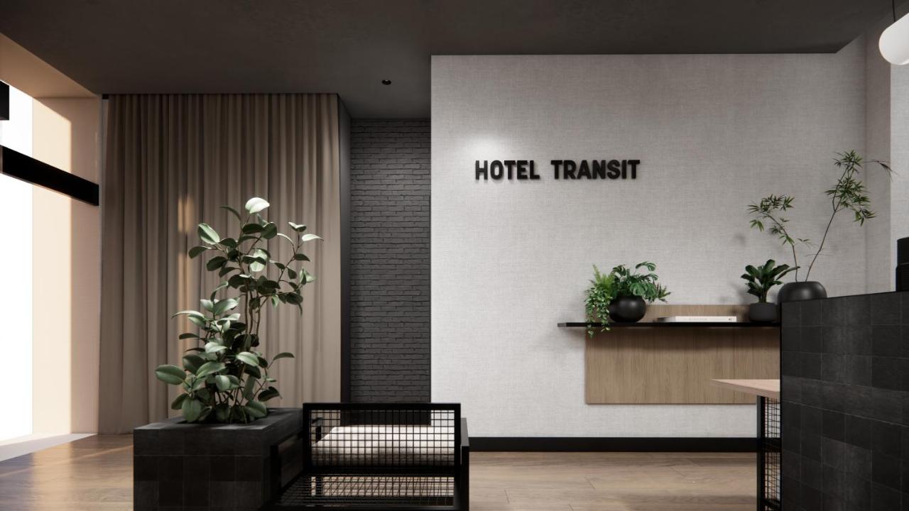 Hotel Transit