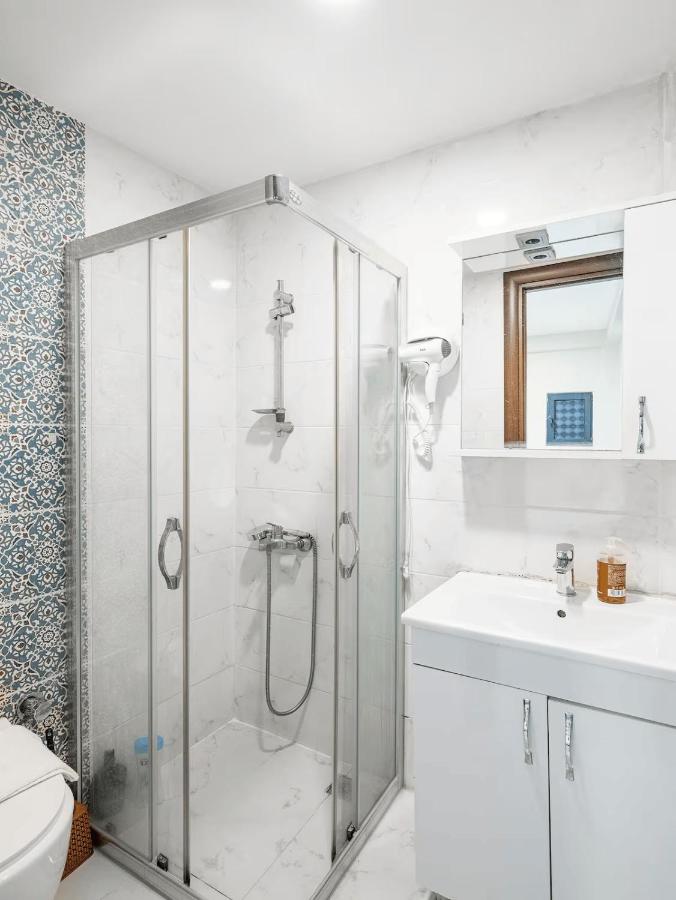 Red Tent Urban Suites - 3