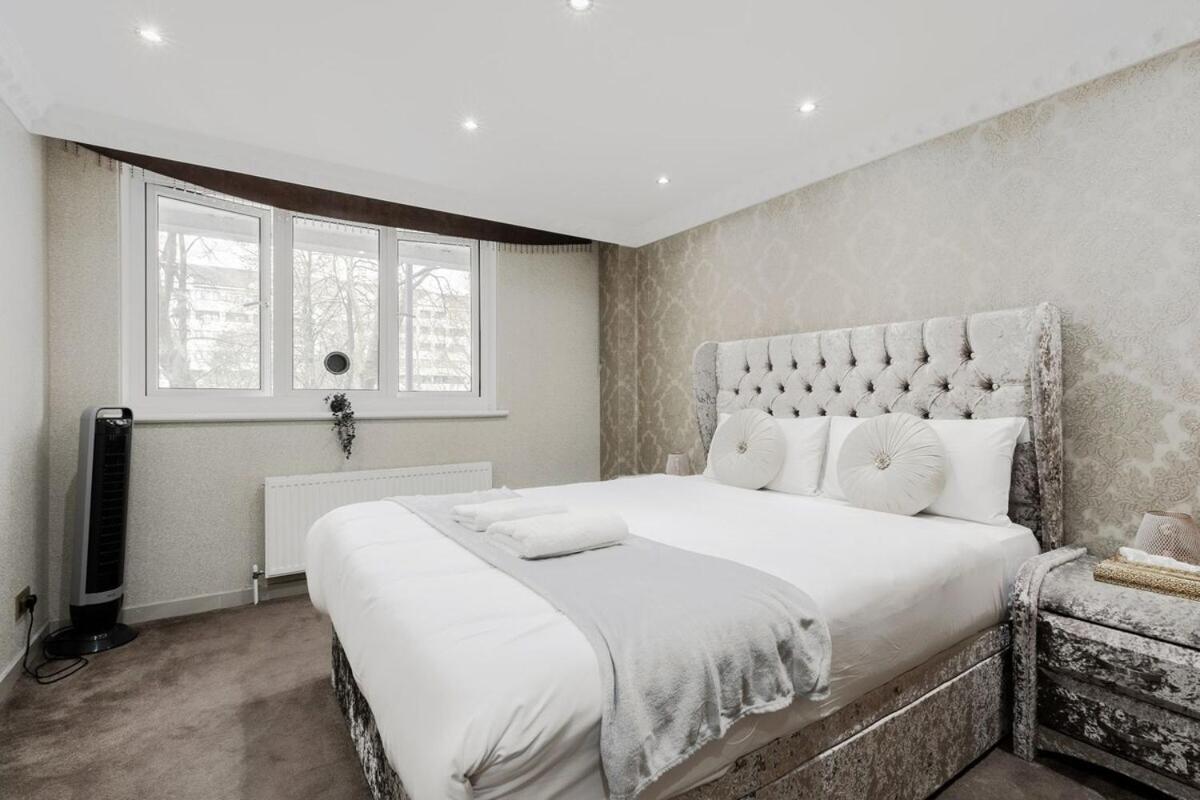 Chic 3BDR in Prime Central Location - 5