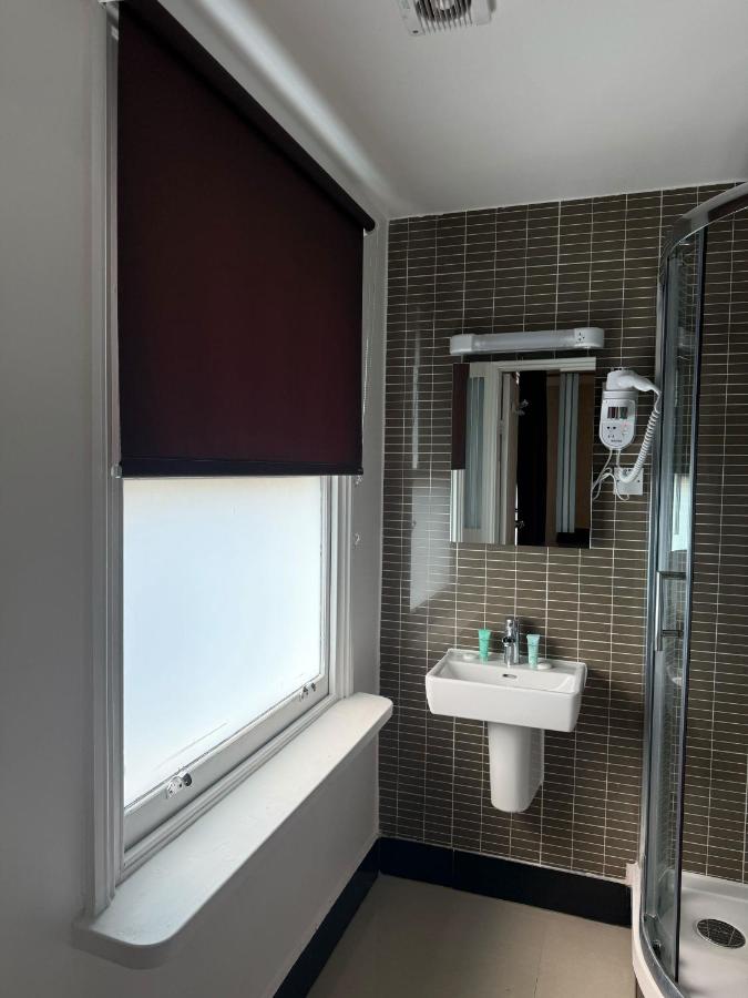 Hyde Park Suites - 3