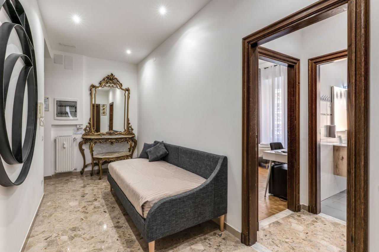 Vatican Eagle Rooms - 3