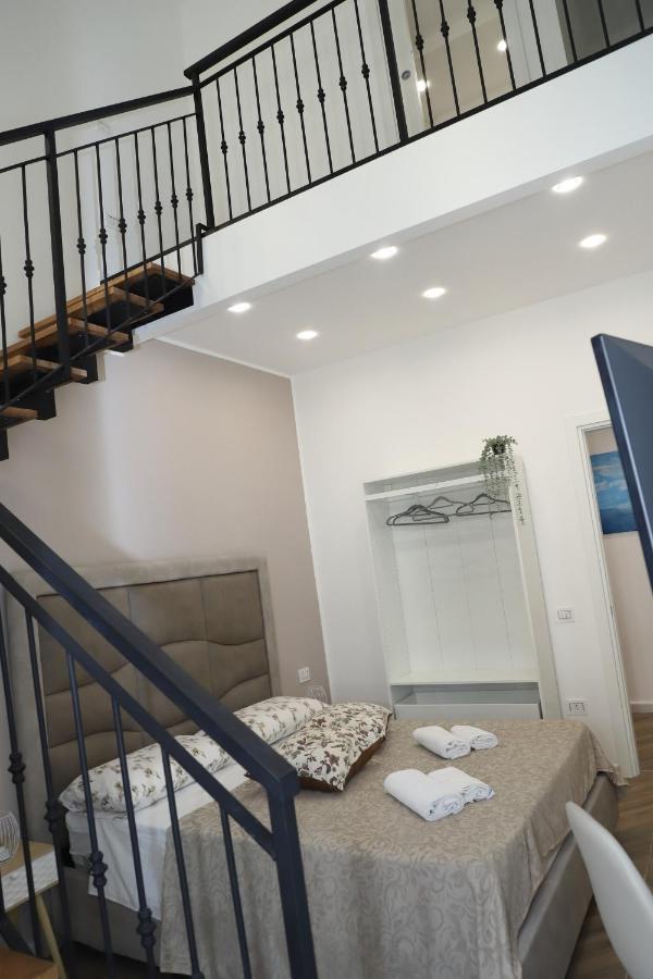 Partenope's Rooms