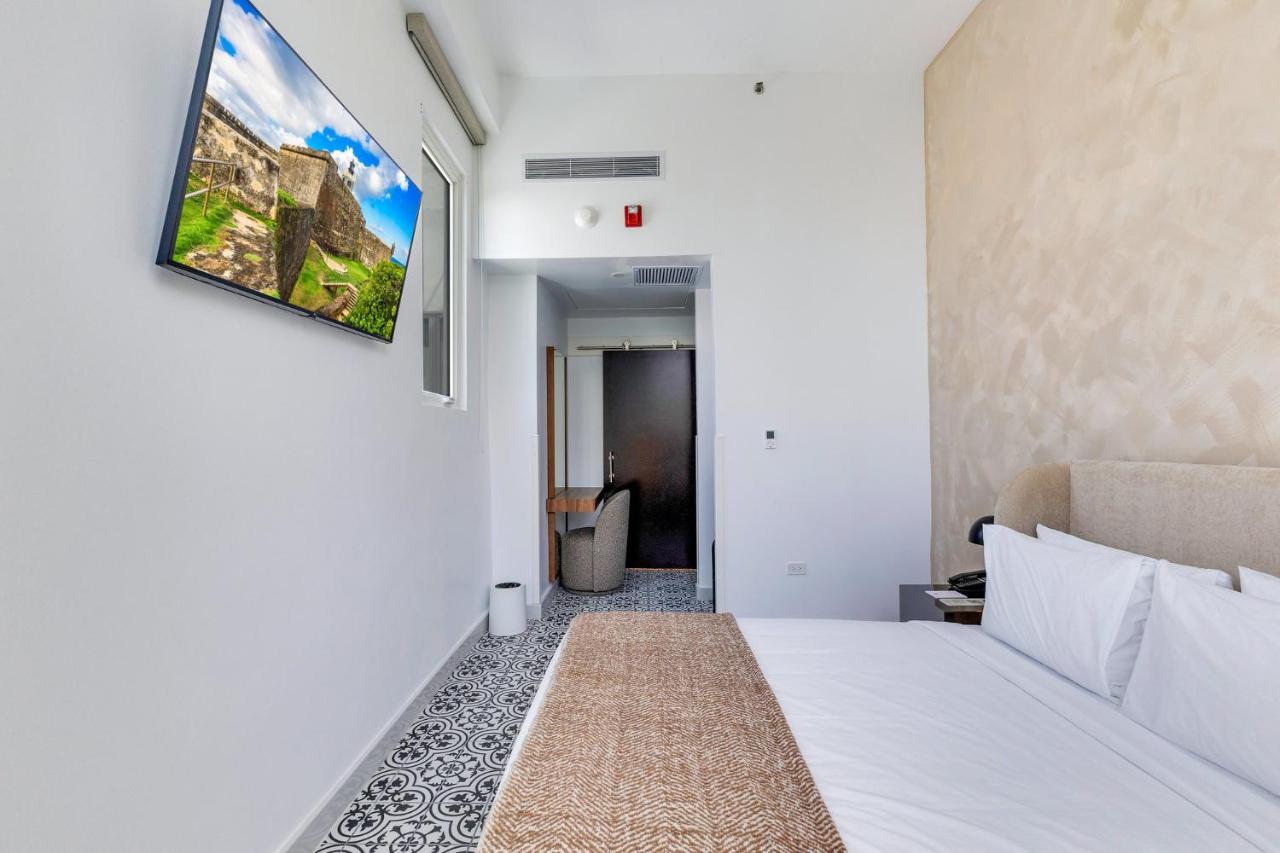 Milano's Inn — photo 12