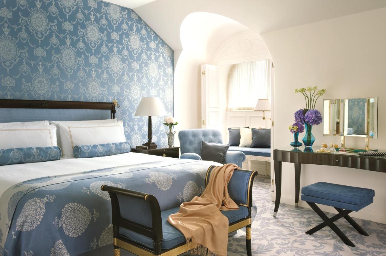 Four Seasons Hotel Prague photo