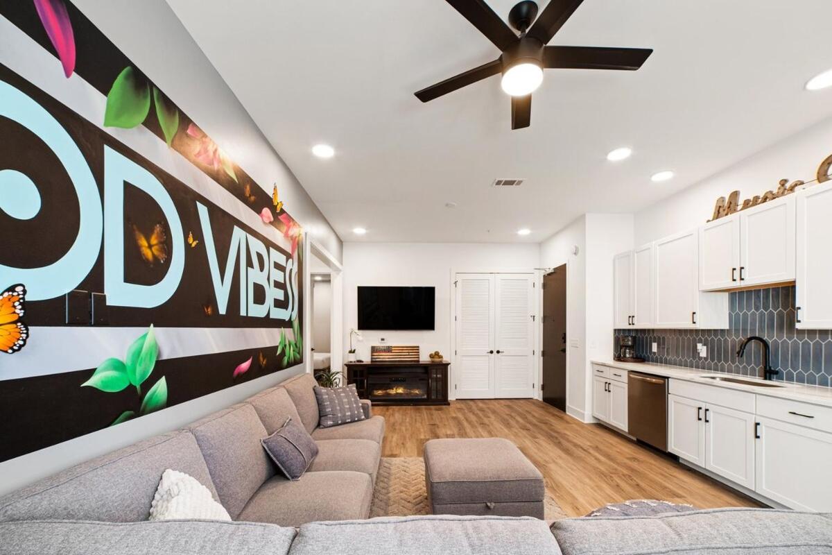 Good Vibes on Main - NEW - 1 Mile to DTNash - 4