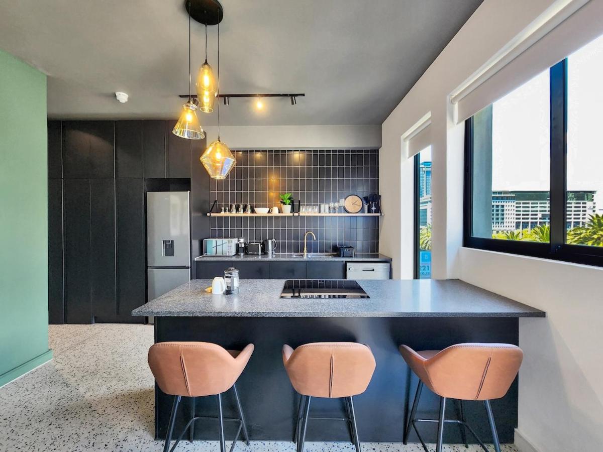 Stylish, modern, new, secure home - 3