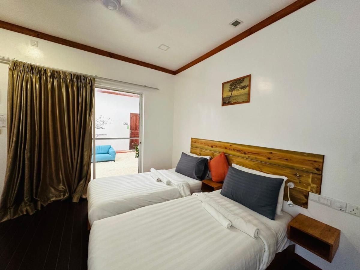 Palm Grove Beach - 4