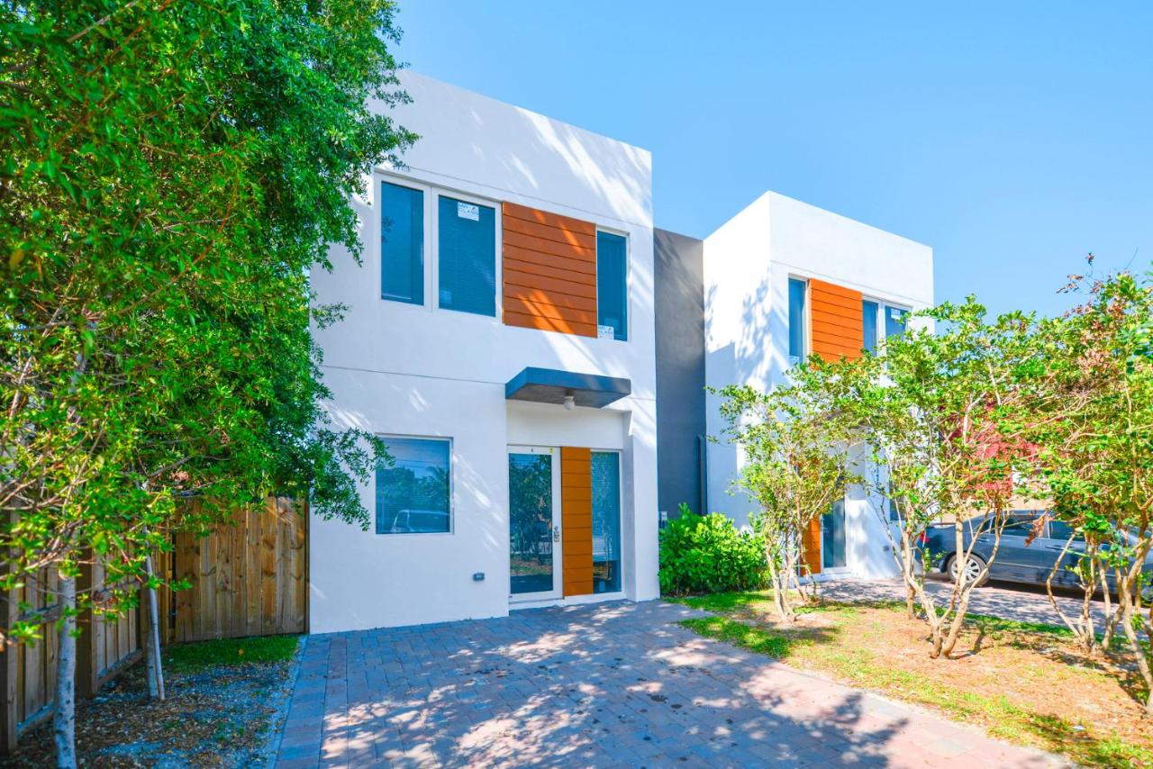 Family-Friendly Townhouse w Private Parking Included - 5