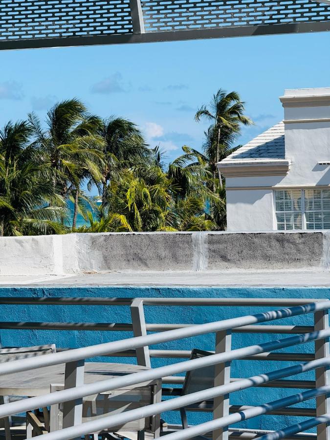 Apartment at De Soleil Hotel on Ocean Drive - 3