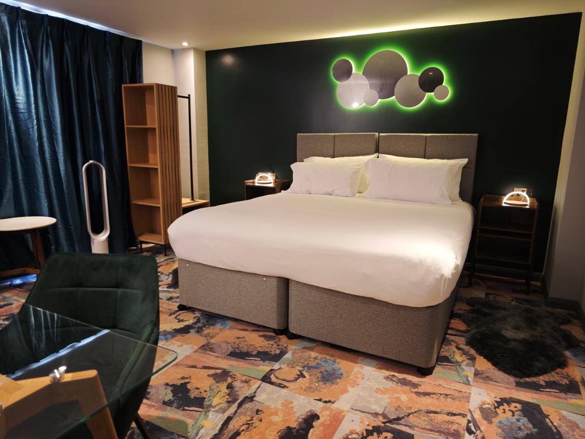 Junior Suite with Balcony