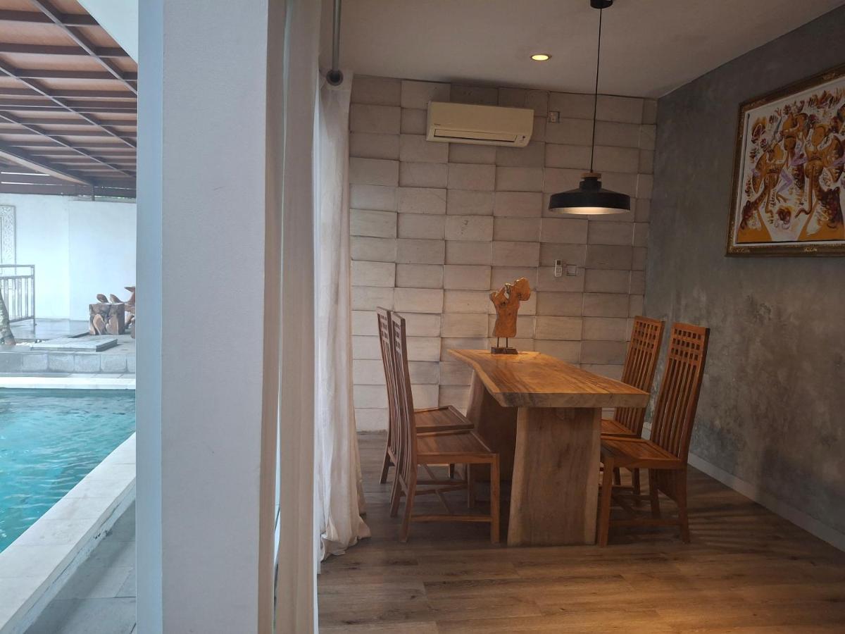 Queen Villa Jimbaran By Novita - 5