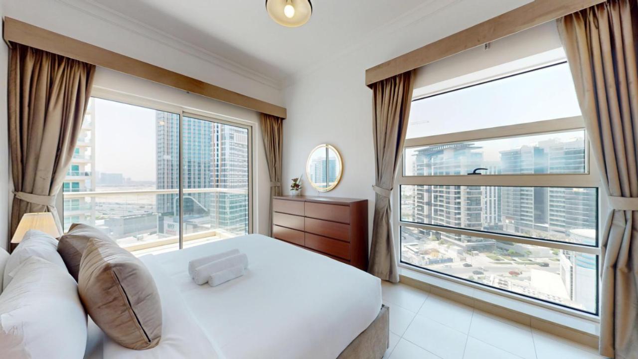 Vacationer Holiday Homes I Premium 1 Bedroom I Canal View I Business Bay I Free Gym, Pool, Parking & Wi-Fi - 2