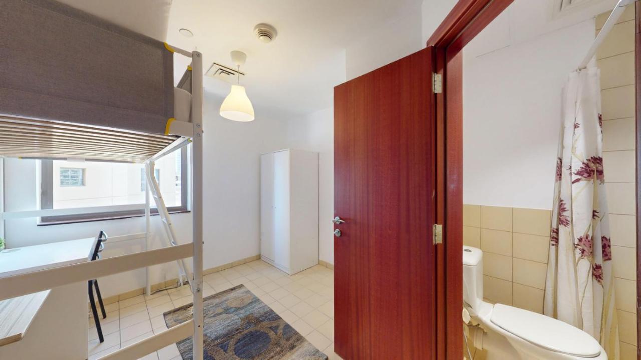 Vacationer Holiday Homes I Royale 3 Bedroom I Steps to JBR Beach I Jumeirah I Free Gym, Pool, Parking & Wi-Fi - 3