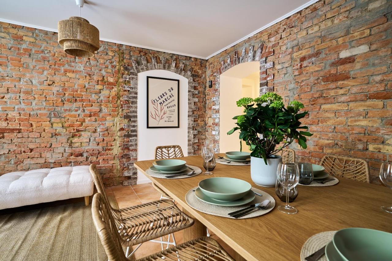 Urban Base Apartment for 9 in Berlin Mitte - 5