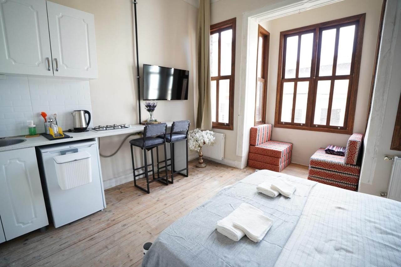 i1 Historic House Hotel with Gorgeous View - 4