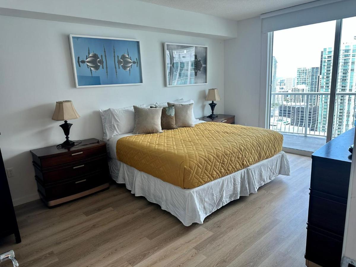 1BR Brickell included Pool, Gym and Free Parking - 2