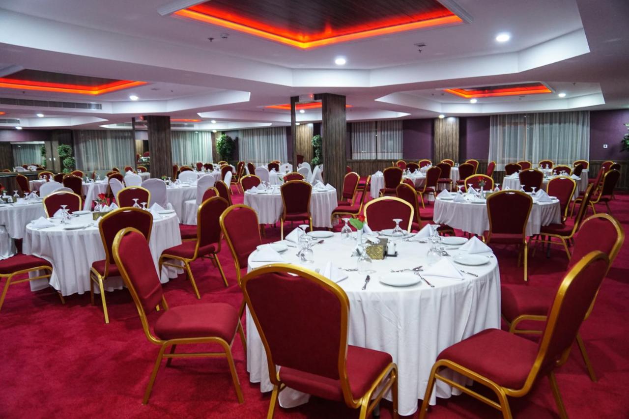 Arman Hotel Juffair Mall photo