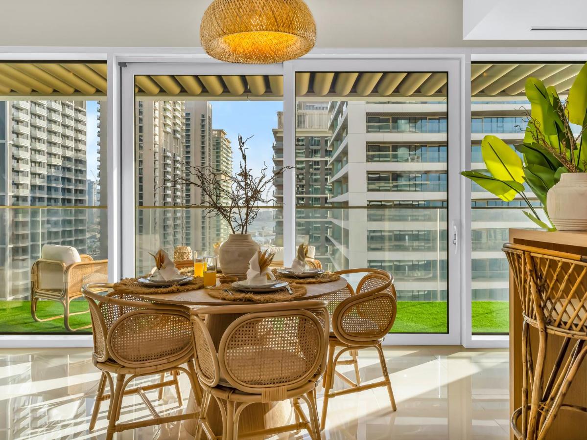 Luxury Spacious 2 Bedroom Private Beach and Views - 5