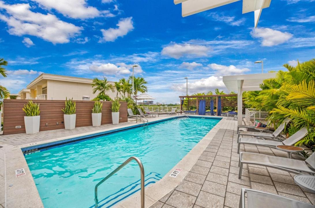 Midblock Midtown Miami 1B W Spa Pool Gym - 2