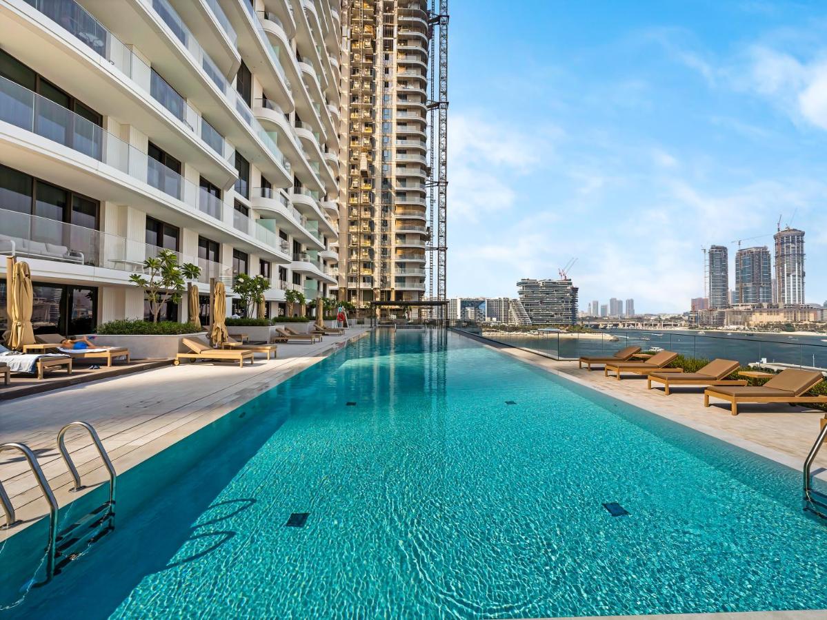 Chic 1 Bedroom with Palm Views in Palace Beach Residence - 4