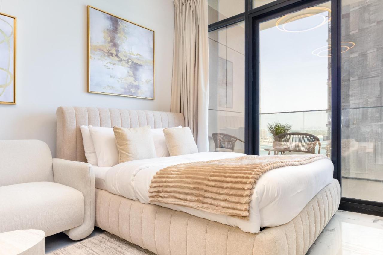 Bloomfields Stylish Stu Al Maryah Island