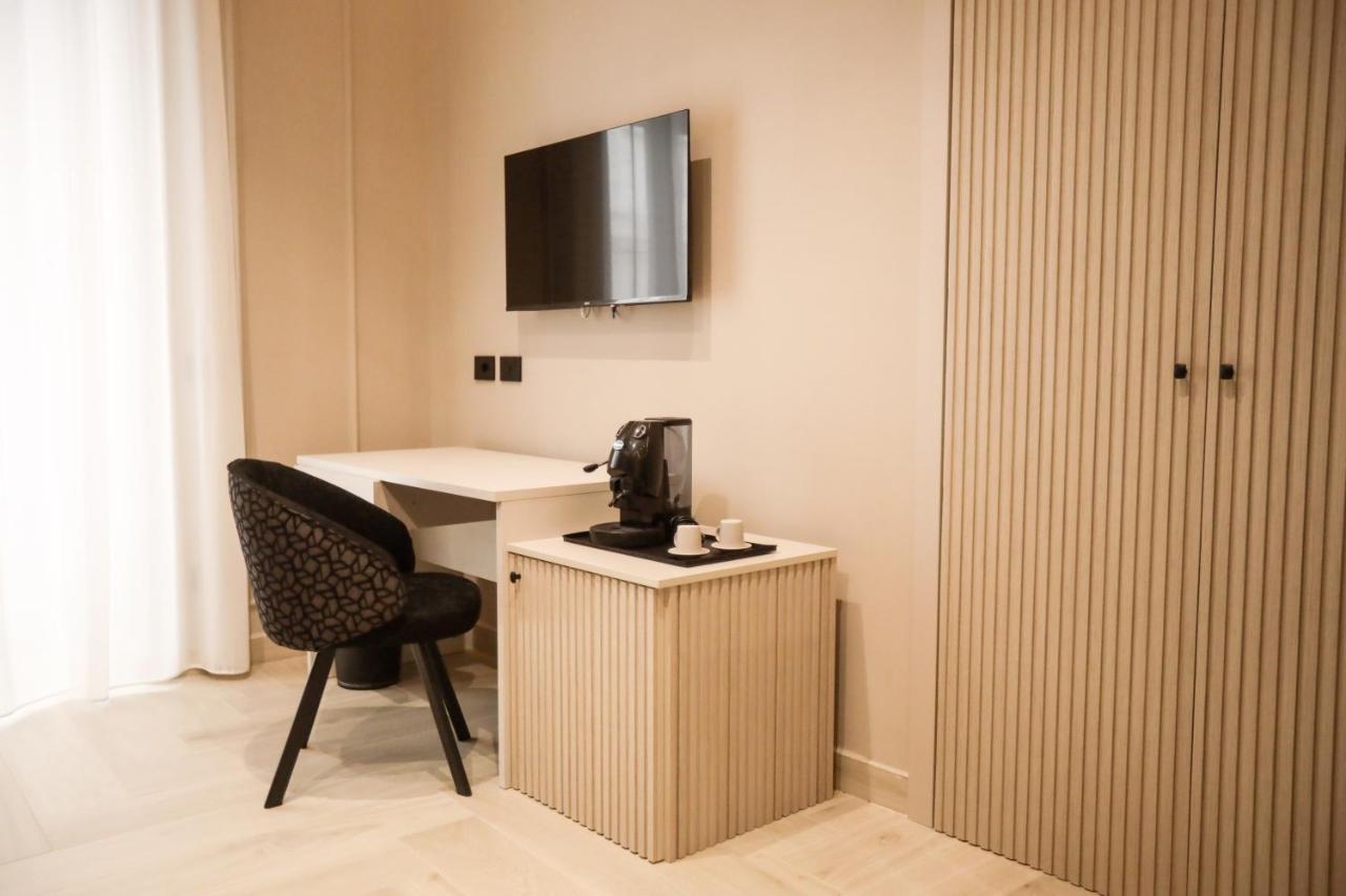 LUNA Gallery Suites - 4