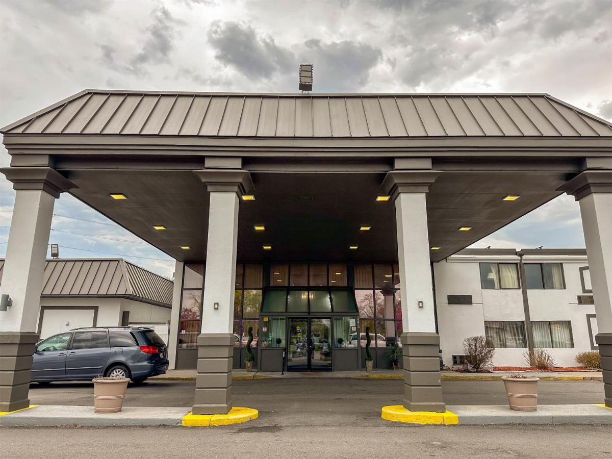 Image: Motel 6 Rochester, NY - Airport