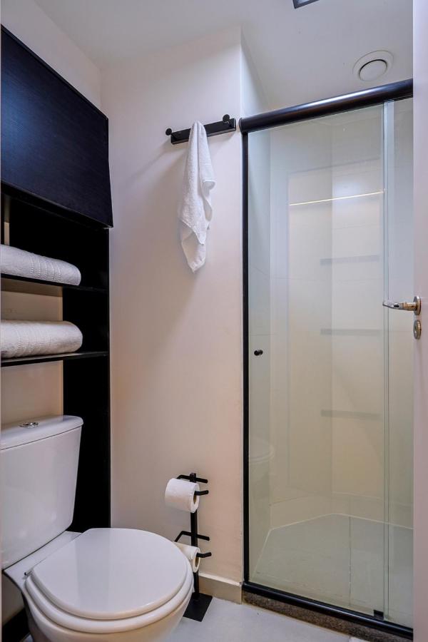 Studio completo c Wi-Fi e varanda no Centro - 2