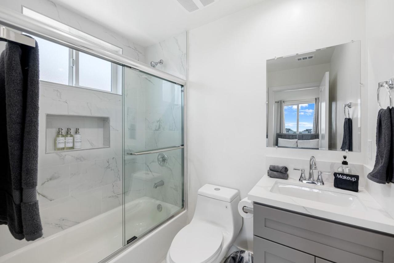 Sophisticated Getaway Hollywood & DTLA - 3