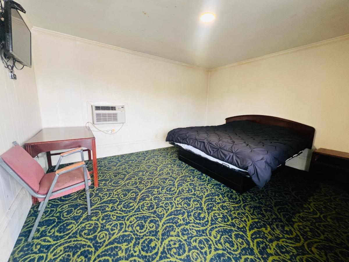 Crank's Motel — photo 8