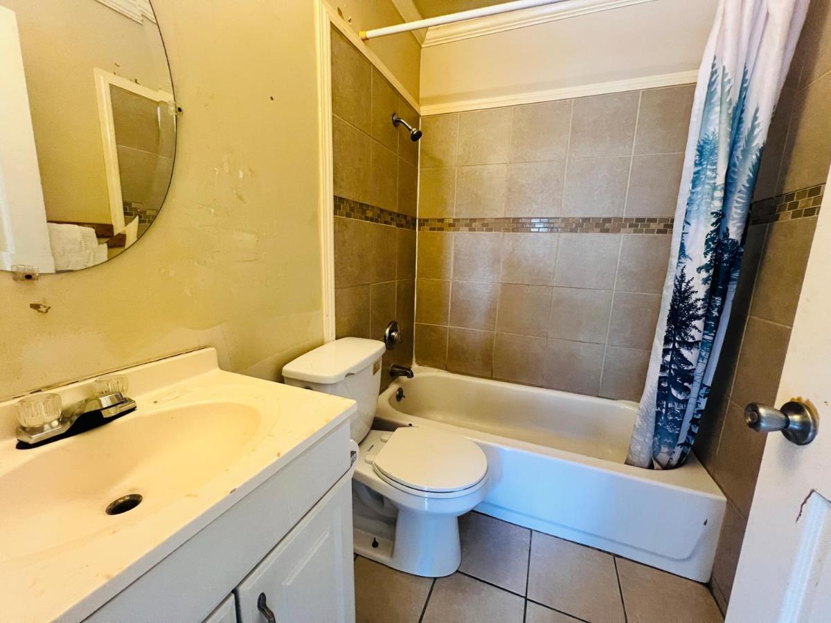 Crank's Motel — photo 19
