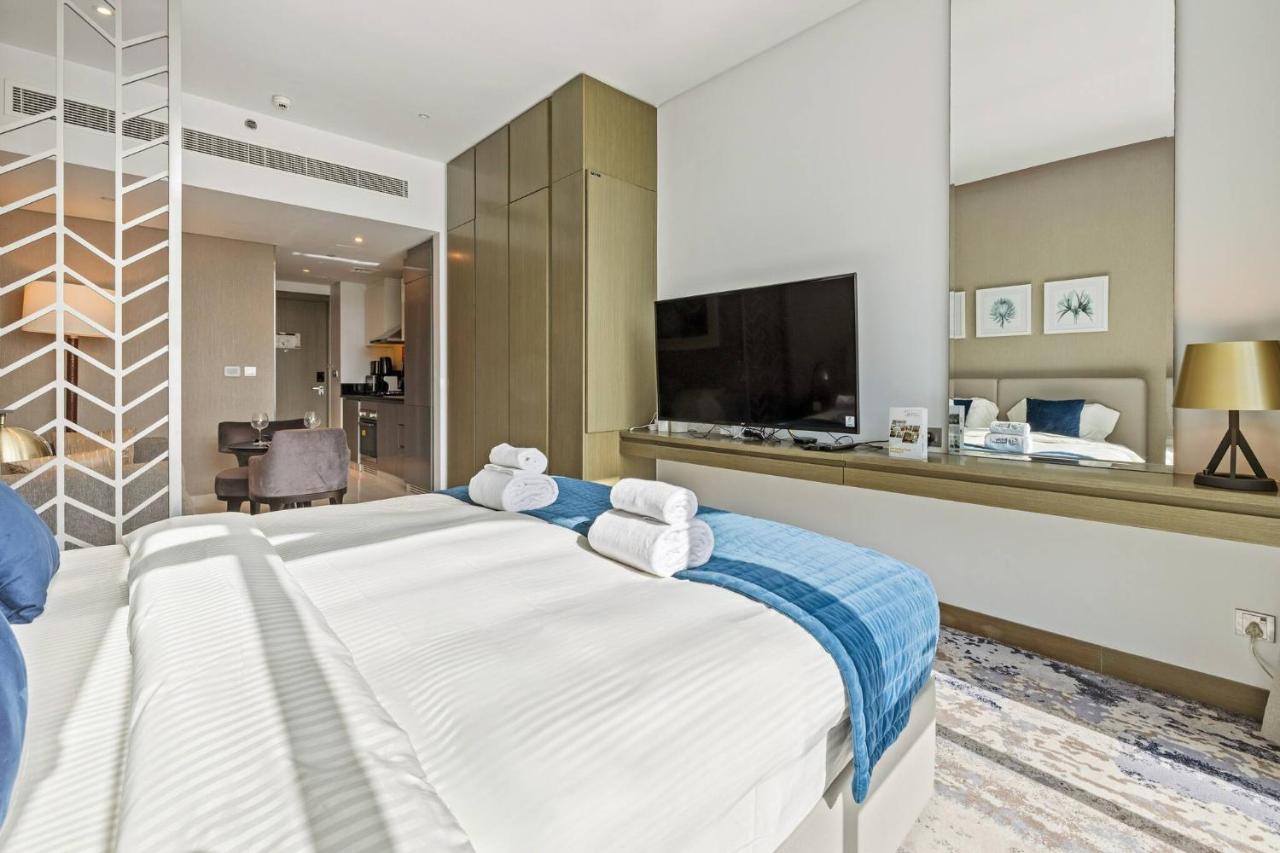 BLVD - Stunning Canal View - 5 Minutes from Burj Khalifa - 2