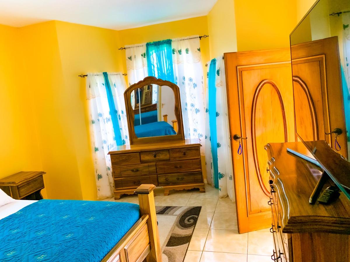 Comfortable 1 bedroom with bath - 4