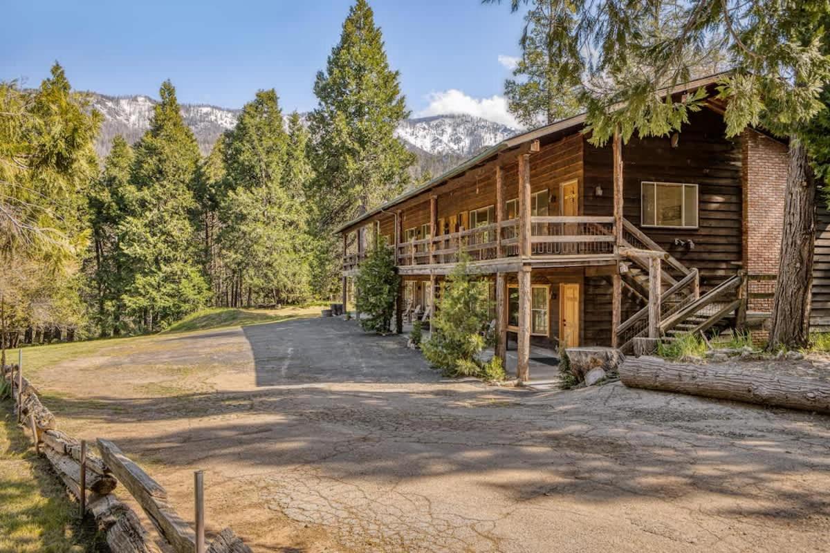 Camp Nelson Lodge — photo 23