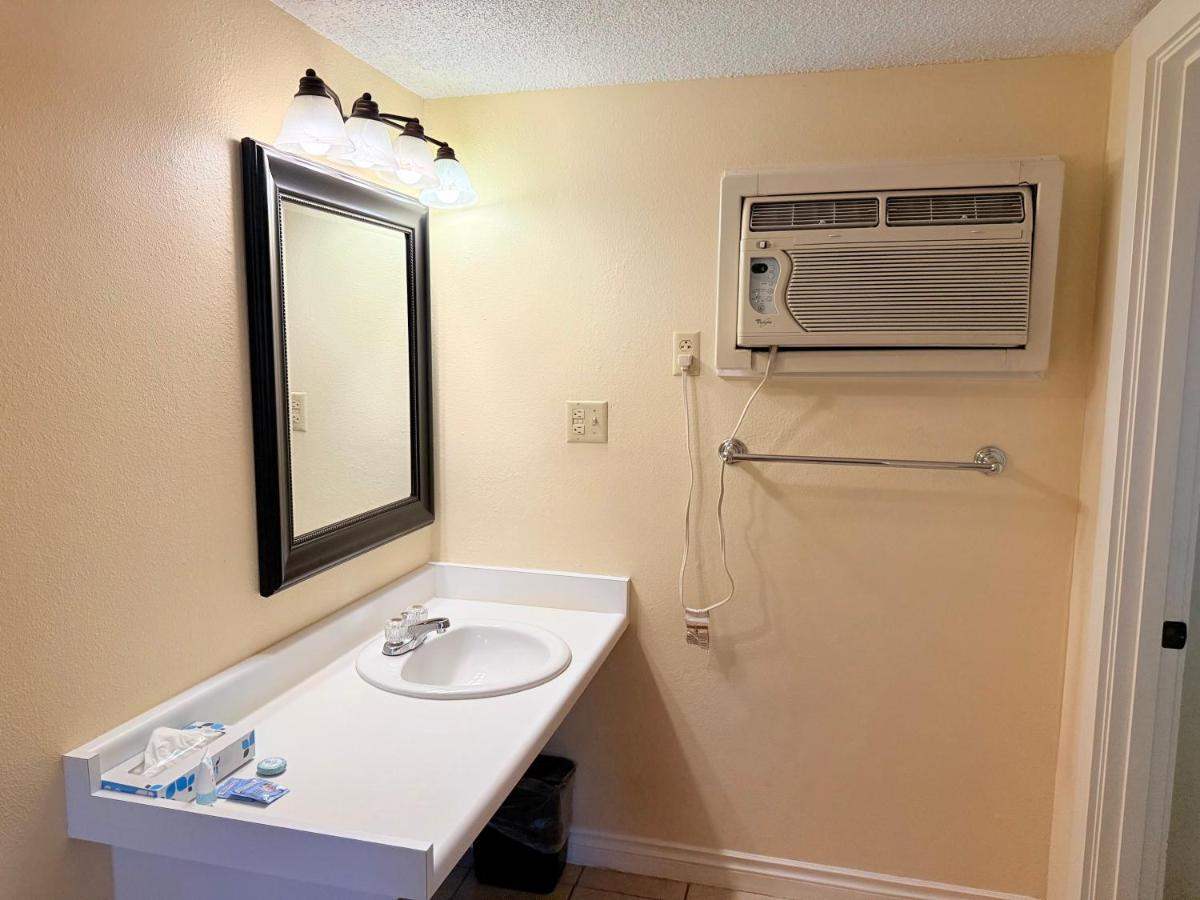 Timbers INN and Suites — photo 12