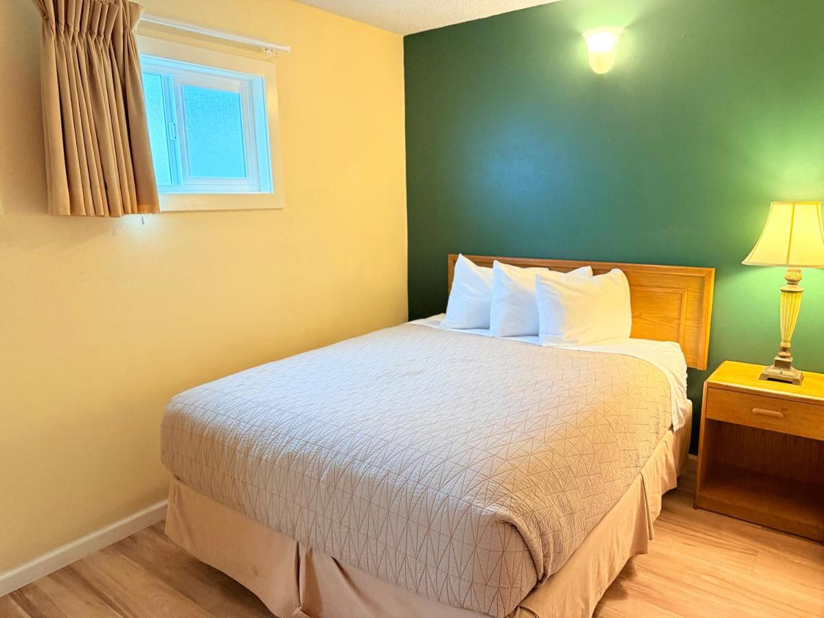 Timbers INN and Suites — photo 22