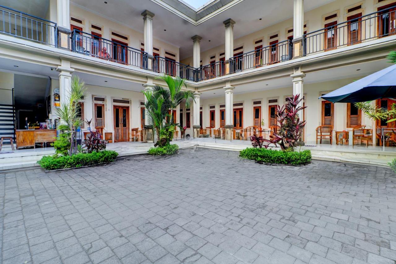 Collection O Budget Door Legian Inn @Poppies Road - 3