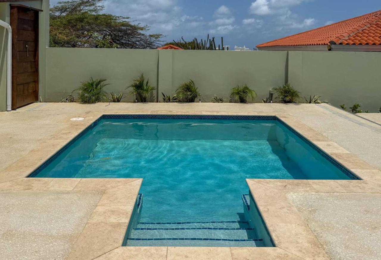 Poolside Escape Menas Authentic Wellness Eco - 4