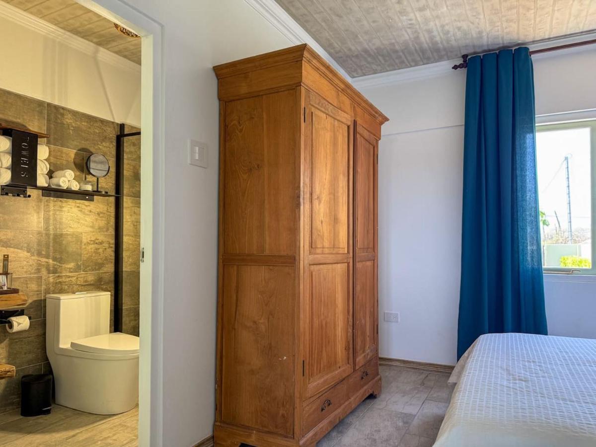 Poolside Escape Menas Authentic Wellness Eco - 3