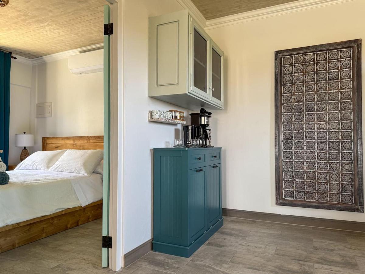 Poolside Escape Menas Authentic Wellness Eco - 5