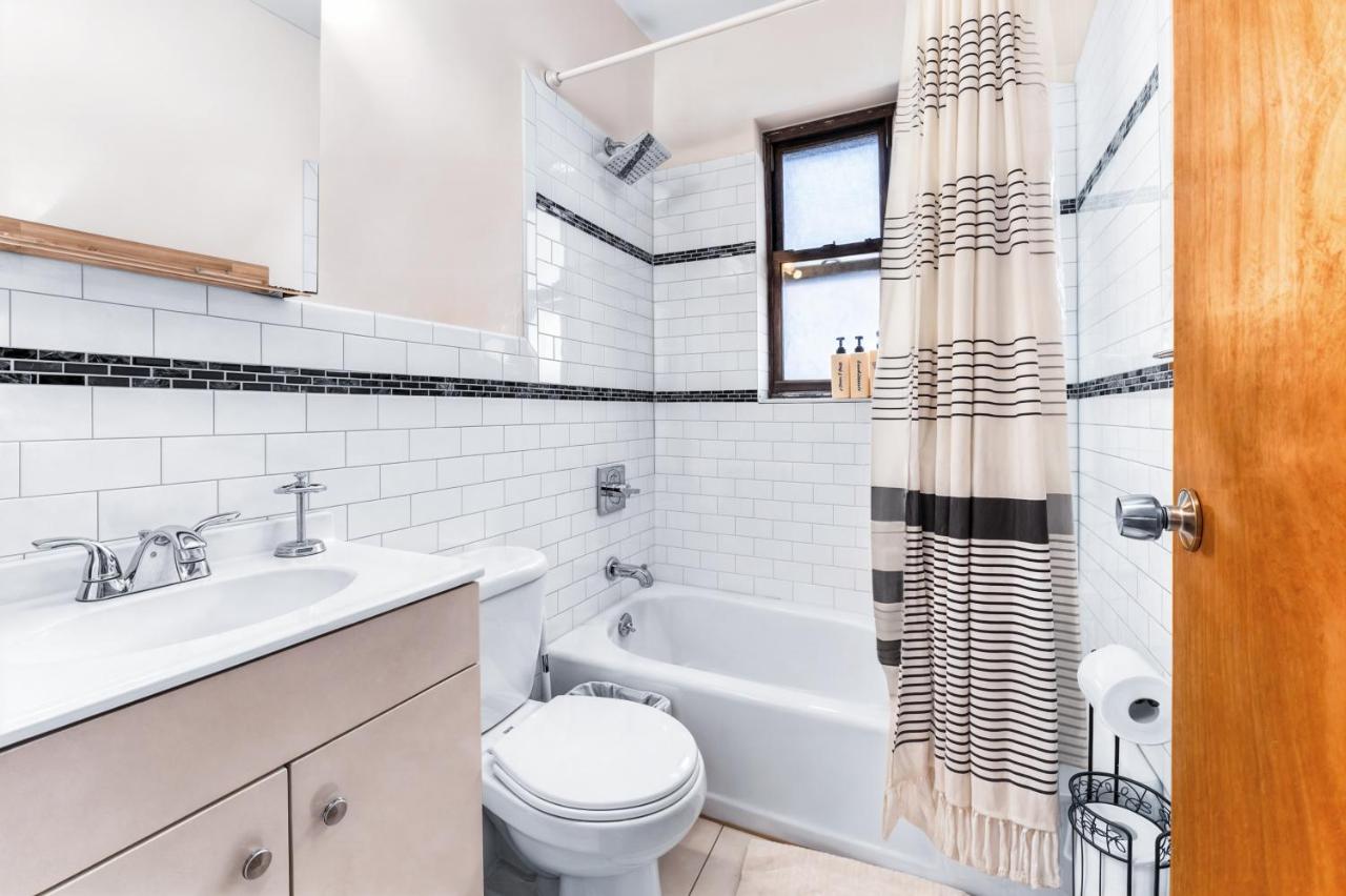 Stylish 2 Bedroom Apartment in Chelsea - 3