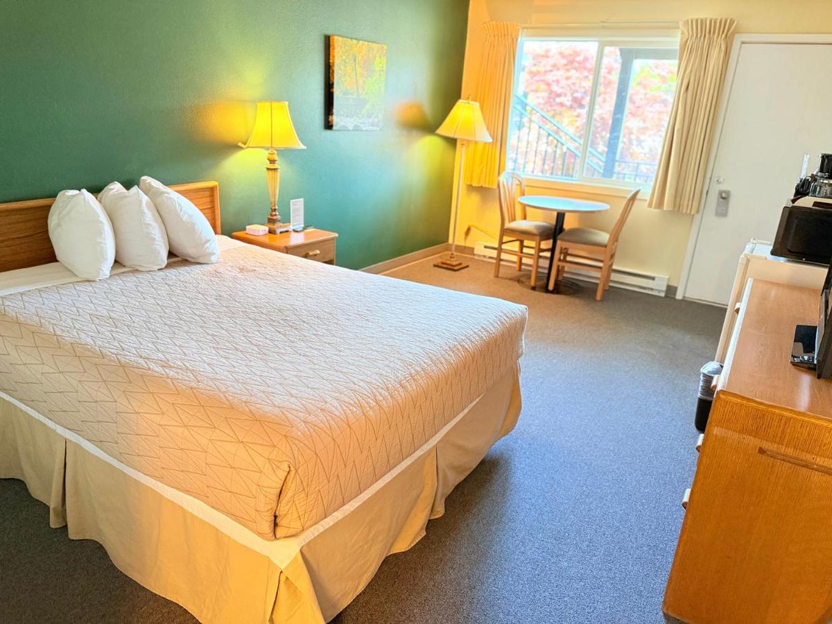 Timbers INN and Suites — photo 15