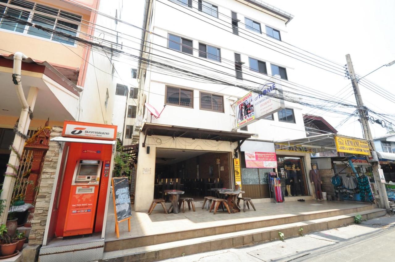 At Home Guest House - 4