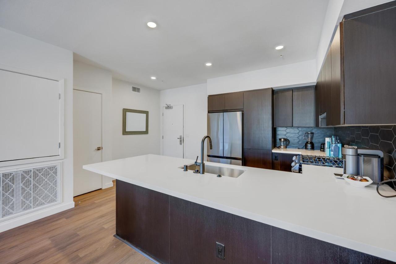 One Lux Stay - Hollywood - 3